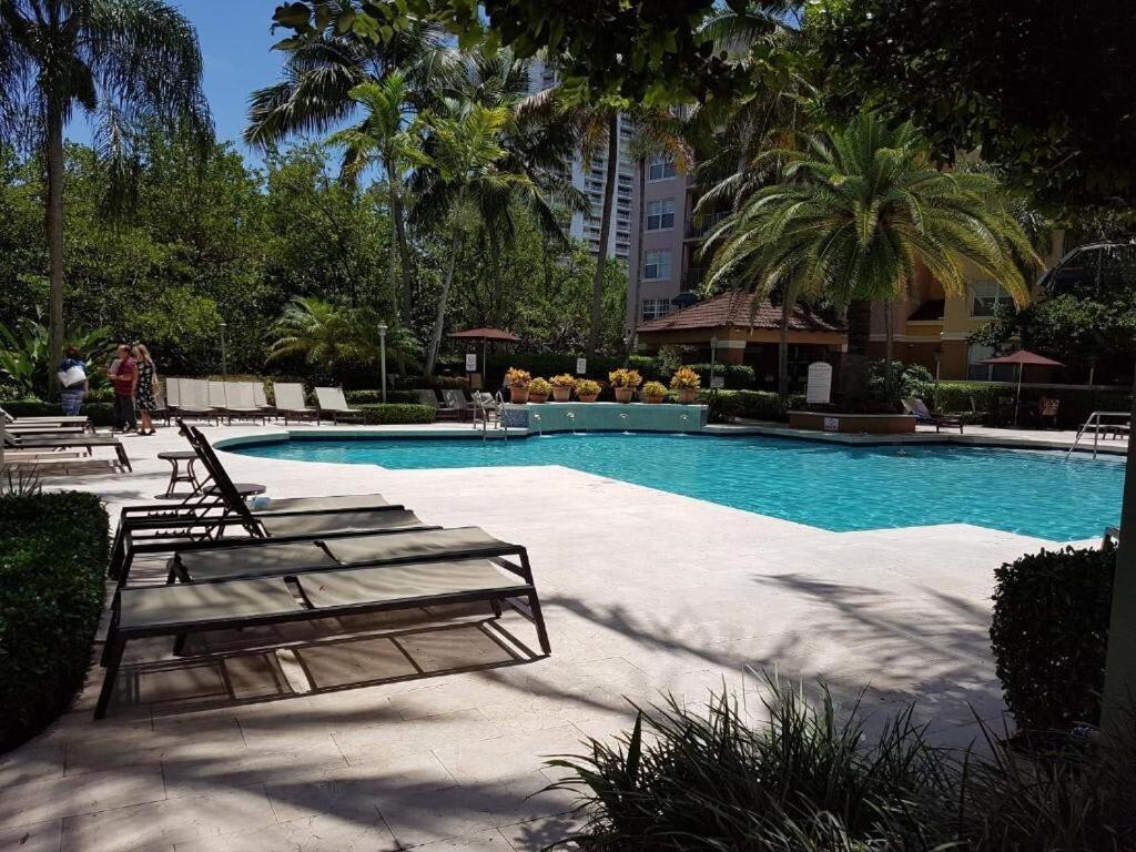 Uhost Ai - 3B Gem W Golf & Intracoastal Views Miami Esterno foto